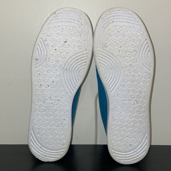 Saola Women Vegan Teal Blue Sneaker Size 10.  
Excellent condition - Picture 10 of 10